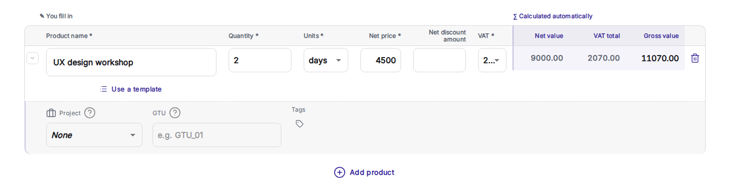Una línea de factura de un taller de diseño UX, 2 días a un precio neto de 4500, con valor neto, total de IVA y valor bruto calculados automáticamente y campos para proyecto, GTU y etiquetas.